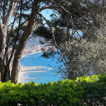 Torre Alpicella Holiday Home, A Scenic Escape Into Nature And Relaxation Diano Marina Ngoại thất bức ảnh